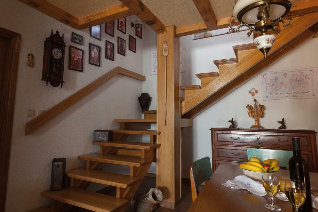 Country Villa St Anton Malinska Exterior photo